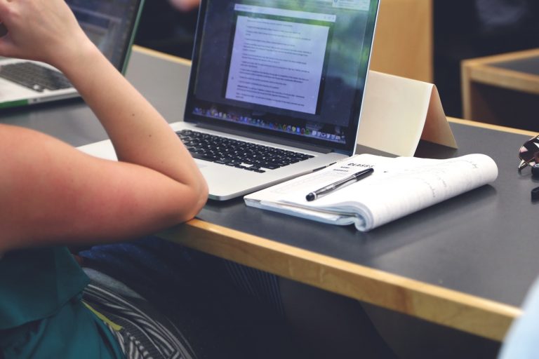 Photo by Startup Stock Photos from Pexels
